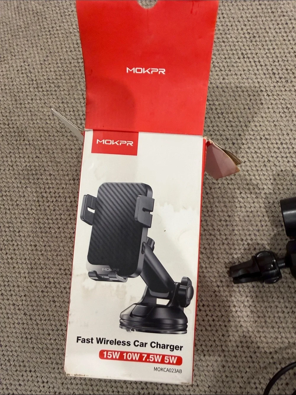 Black Fast Wireless Car Charger Mount